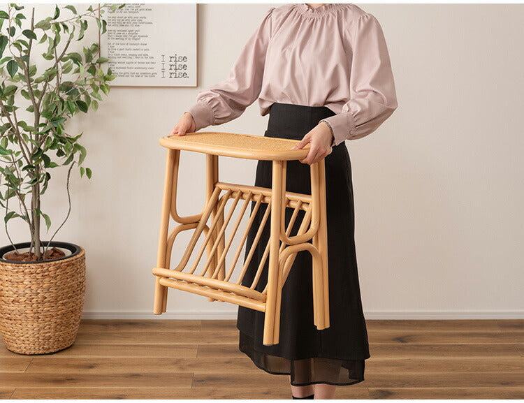 マガジンラック付きサイドテーブル GUY-262 東谷 サイドテーブル 収納 北欧 木製 高さ50cm テーブル 机 ラタン 籐 天然ラタン 軽量 軽い ナチュラル ベージュ リゾート マガジンラック 本棚(代引不可)