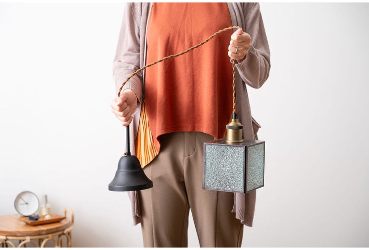 ステンドグラスライト ガラス スチール ペンダントライト 照明 シンプル 一灯 おしゃれ 北欧 かわいい インテリア リビング ダイニング 寝室 吊り下げ シンプル キッチン(代引不可)