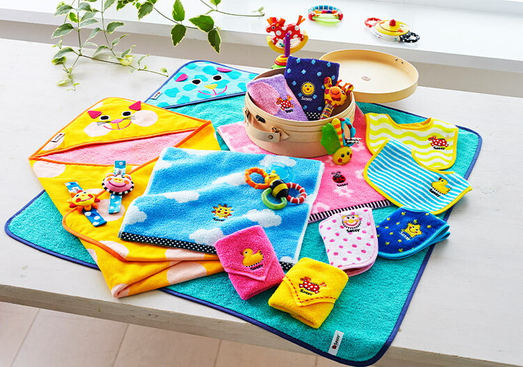 Sassy サッシー 出産祝いセット 5点セット ウォッシュタオル ビブ2個 ラトル 歯固め ギフト プレゼント ピンク ブルー お祝い