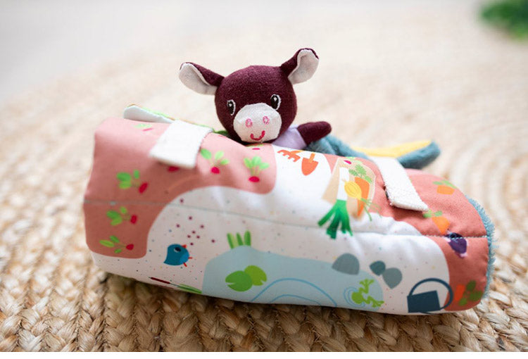 Lilliputiens はじめてのなかよし家族 こうしのロザリー リリピュション ごっこ遊び ぬいぐるみ おもちゃ 誕生日プレゼント 仕掛けおもちゃ ハーフバースデー 出産祝い 布おもちゃ 布製