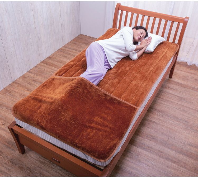 敷きパッド 2色組 足ポケット付き 吸湿発熱 抗菌防臭 シーツ 布団カバー ゴムバンド付き 丸洗いOK 保温 温かい ぽかぽか 足先 防寒 冷え性 睡眠 快眠 敷布団 寝具 フランネル素材 発熱(代引不可)