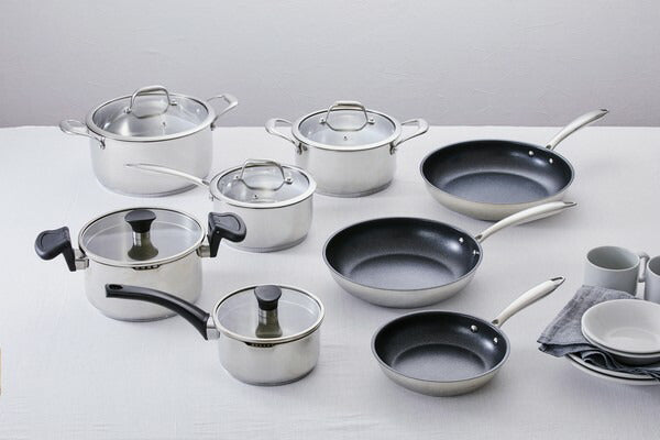 アイリスオーヤマ ステンレスシリーズ 湯切り鍋両手20cm ガラスふた付 SP-PY20 IRIS OYAMA キッチン 調理用品 キッチンツール(代引不可)