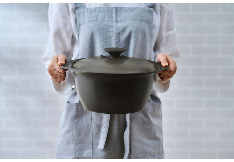 アイリスオーヤマ 無加水鍋 24cm MKS-24 チャコールグレー セラミック鍋 くすみカラー 可愛い かわいい おしゃれ IRIS OHYAMA(代引不可)