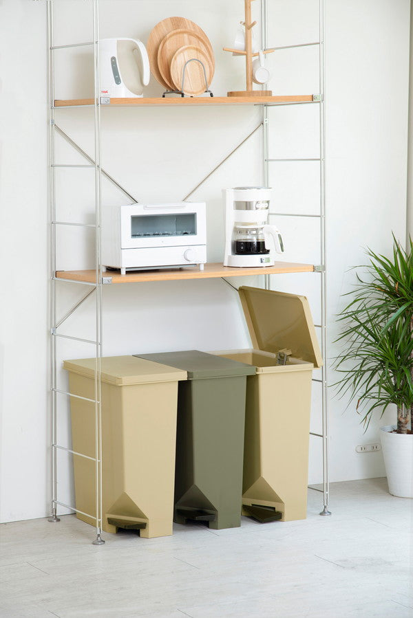 新輝合成 棚下・カウンター下にも置けるペダルペール35 35L カーキベージュ