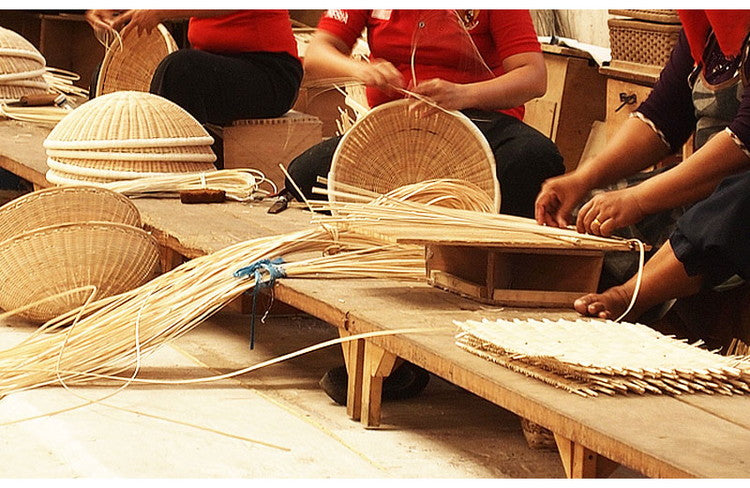 ペットハウス ペット ハウス クッション ラタン 籐 アジアン ナチュラル サイドテーブル 犬 猫 収納 ドッグハウス キャットハウス おしゃれ 北欧 かわいい 完成品(代引不可)