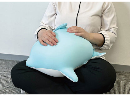 もぐっちいるか 抱き枕 MOGU モグ パウダービーズ イルカ いるか ビーズ ビーズクッション 枕 まくら ぬいぐるみ 人気 かわいい ギフト プレゼント 贈り物 もちもち もっちり おしゃれ 小さい(代引不可)