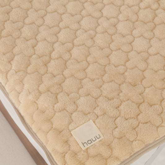 nishikawa hauu 【西川】もちもち敷きパッド 吸湿発熱タイプ 140×200cm ダブル 敷パッド 敷布団 ベッドパッド かわいい おしゃれ 北欧 洗濯可能 洗える シンプル デザイン マットレス 敷布団