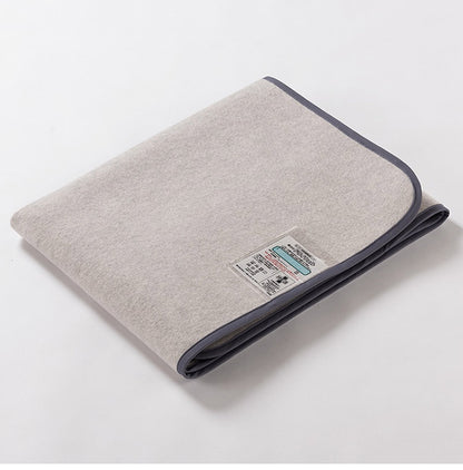 【2枚セット】除湿シート ドライウェル シングル 90×180cm 日本製 無地 湿気取り 抗菌 防臭 高吸湿 モイスファイン 防カビ マット 湿気取り 湿気とり 除湿 マット 布団下 グレー 西川 nishikawa