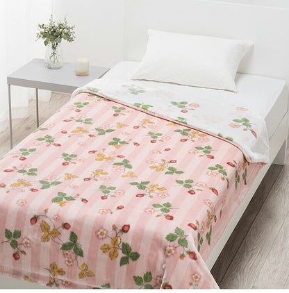 西川 リバーシブル綿入り毛布 140×200cm シングル WEDGWOOD ウェッジウッド ブランケット 掛け布団 あったか かけふとん