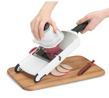 cuisipro マルチキッチンスライサー 多機能スライサー ワッフルカット スライス おろし金 グレーター 千切り クリンクルカット すりおろし 離乳食 チーズ 大根おろし 厚さ6段階調整可能(代引不可)