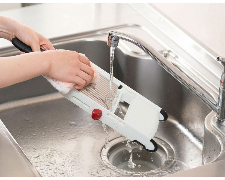 cuisipro マルチキッチンスライサー 多機能スライサー ワッフルカット スライス おろし金 グレーター 千切り クリンクルカット すりおろし 離乳食 チーズ 大根おろし 厚さ6段階調整可能(代引不可)