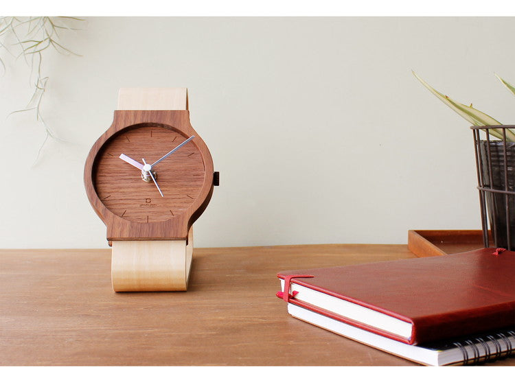 置き時計 腕時計風 木製 Watches clock N おしゃれ かわいい 天然木 北欧 北欧風 時計 置時計 おしゃれ アナログ クロック テーブルクロック 卓上時計 シンプル