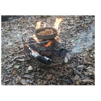 折りたたみ式焚き火台焚火台 コンパクト 折りたたみ 組み立て式 バーベキューコンロ ファイアグリル キャンプ 超軽量 ソロキャンプ 1台多役 アウトドアコンロ(代引不可)