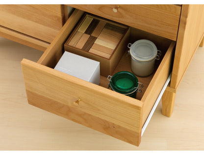 一生紀 キャビネット 幅80 FORTO 完成品 フォルト アルダー無垢材 ルーター収納 モデム収納 リビングボード オイル仕上げ 脚付き タンス 箪笥 扉 収納 天然木 無垢 北欧 ISSEIKI おしゃれ(代引不可)