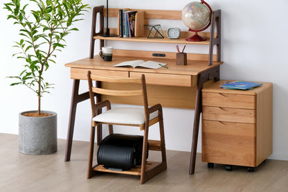 一生紀 学習椅子 POGO ツートン キッズチェア 学習チェア リビング学習 子供 椅子 デスクチェア 北欧 かわいい 天然木 高さ調節 男の子 女の子 入学祝い プレゼント 1年生 ISSEIKI(代引不可)