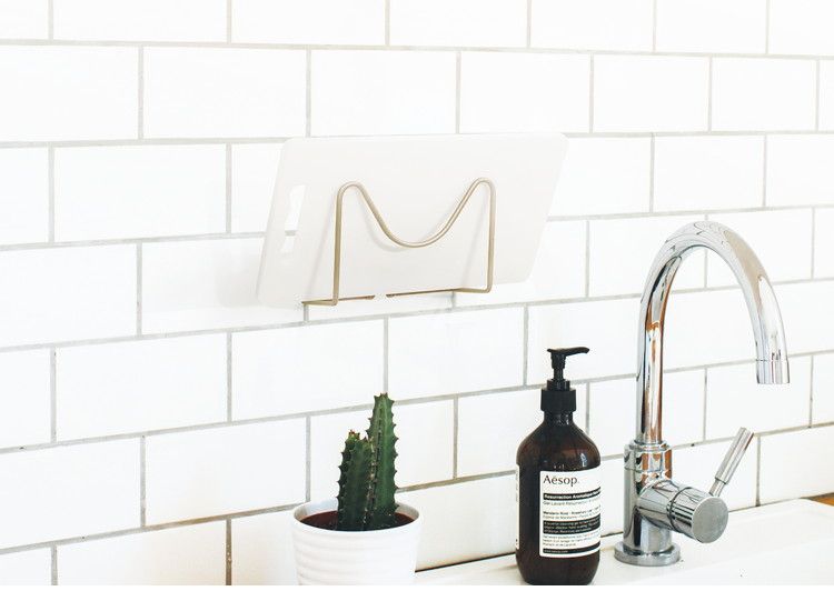 強力吸盤 まな板受け キッチン収納 簡単設置(代引不可)