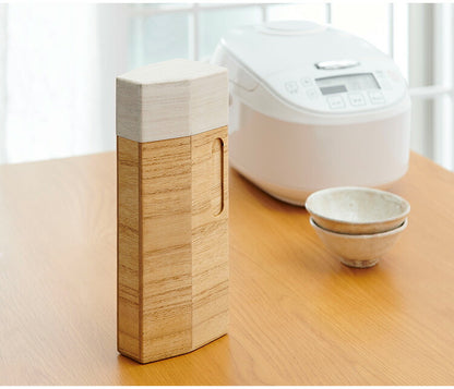 kirisai 日本製 桐の冷蔵こめ櫃 1kg 米びつ 冷蔵庫 一合マス蓋付き スリム 冷蔵庫に入る こめびつ 片手で計れる フタ付き 保存容器 ライスストッカー 米櫃 桐 木製 桐製 おしゃれ OSPO-1(代引不可)