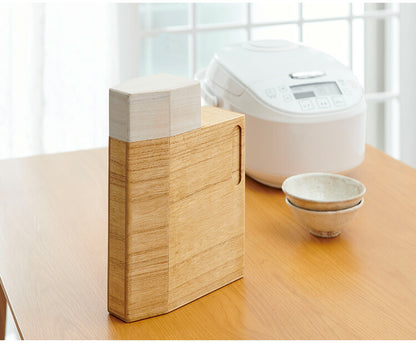 kirisai 日本製 桐の冷蔵こめ櫃 2kg 米びつ 冷蔵庫 一合マス蓋付き スリム 冷蔵庫に入る こめびつ 片手で計れる フタ付き 保存容器 ライスストッカー 米櫃 桐 木製 桐製 おしゃれ OSPO-2(代引不可)