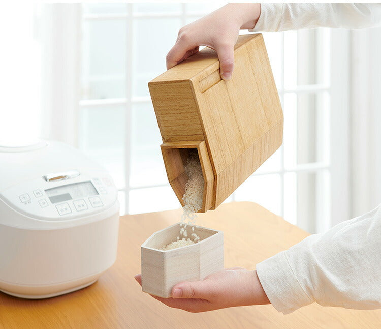 kirisai 日本製 桐の冷蔵こめ櫃 2kg 米びつ 冷蔵庫 一合マス蓋付き スリム 冷蔵庫に入る こめびつ 片手で計れる フタ付き 保存容器 ライスストッカー 米櫃 桐 木製 桐製 おしゃれ OSPO-2(代引不可)