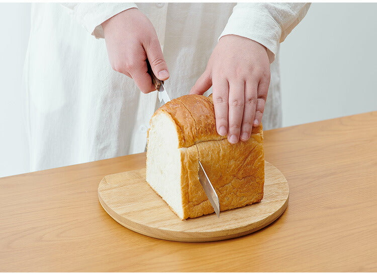 kirisai 日本製 桐のカッティングプレート 丸 まな板 カッティングボード 丸いまな板 桐 木製 桐製 まな板 丸型 円形 D型 丸まな板 かまぼこ型 おしゃれ OSPL-1(代引不可)