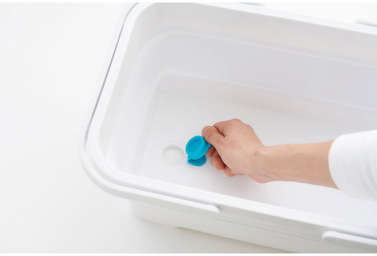 日本製 折りたたみ ソフトバスケット 持ち手付き 15L 折り畳み つけ置き タブ バスケット 水抜き栓付き 洗濯かご ランドリーバスケット つけ置き洗い(代引不可)