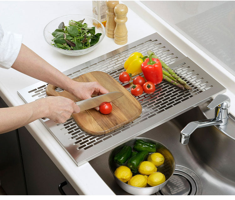 下村企販 日本製 燕三条 シンクに渡せる 頑丈スライド作業台 奥行58 幅21~38 オールステンレス 水切り 作業台 スライドプレート