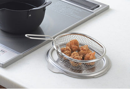 ヨシカワ aikata 鉄製揚げ鍋+専用ザル+フタ 3点セット 日本製 燕三条 ガス火 IH対応 楕円 オーバル 天ぷら鍋 揚げ鍋 ざる ザル フタ 蓋 フライヤー バスケット アイカタ Yoshikawa