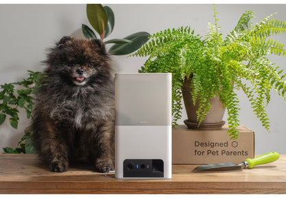PETCUBE Bites 2 Lite 室内用ペットカメラ 見守りカメラ 犬 猫 おやつ 高画質 双方向音声 会話 マイク 録画 暗所 夜 壁掛け 広角 ズーム いたずら防止 声かけ フルHD Alexa 通知 AI wifi