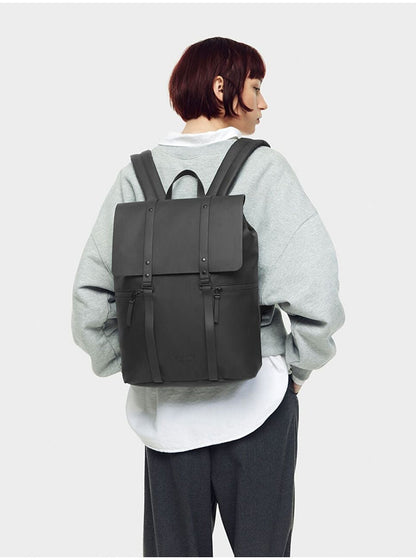 【国内正規品】 Gaston Luga ガストンルーガ Splash 2.0 Backpack-14 バックパック リュックサック カバン 14L 防水 撥水 ジッパー ポケット 通気性 A4 エコ おしゃれ 北欧 デザイン RE801 RE806