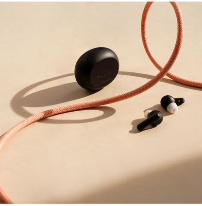 【国内正規品】 sudio A3 Pro カナル型完全ワイヤレスイヤホン Bluetooth アクティブノイズキャンセリング SBC 防水 IPX4 マイク 音声アシスタント イヤーチップ コンパクト USB TypeC 北欧 おしゃれ