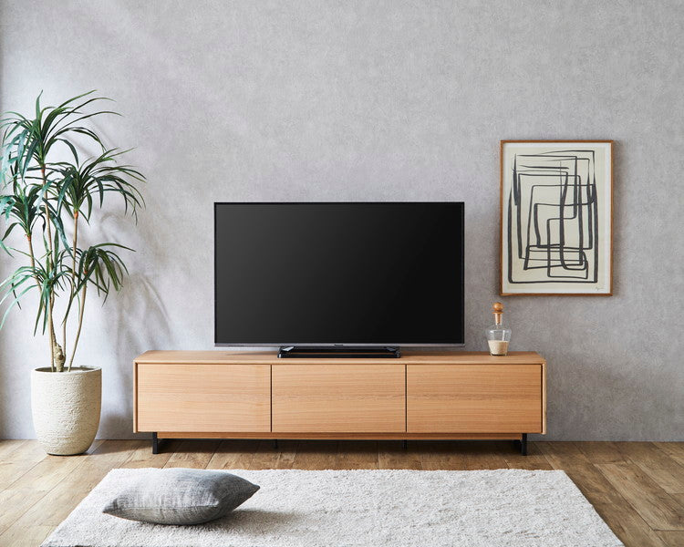 テレビ台 幅180cm スチール脚付き テレビボード 天然木 完成品 収納付き ローボード おしゃれ 北欧 モダン リビング 収納棚 フルオープンスライドレール TV台 TVボード シンプル 一人暮らし(代引不可)