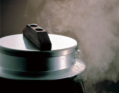 ウルシヤマ金属 謹製 釜炊き三昧 2合炊き 二合炊き KKZ-2 日本製 キッチン おこげ 炊き込みごはん ふっくら ご飯 ごはん 羽釜 炊飯 かまど 使いやすい プレゼントにも(代引不可)