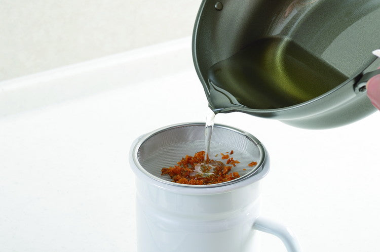 漉しアミ付オイルポット1.0L ホワイト(代引不可)