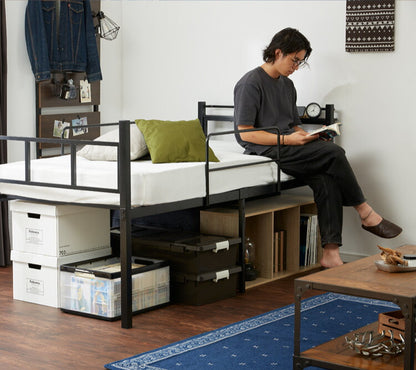 ミドルベッド シングル 宮付き コンセント付き 通気性抜群 収納力 パイプベッド ベッドフレーム単品 ベッド 宮棚付き ロフトベッド スチールベッド 2口 すのこ 高耐久 スチール 収納 ベッドフレーム