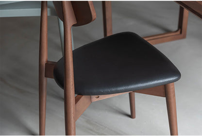 ダイニングチェア チェア チェアー おしゃれ 椅子 いす イス モダン 木製 天然木 ミッドセンチュリー シンプル アームレス 肘なし 背もたれ 合皮 ソフトレザー 座面高 45cm 完成品(代引不可)