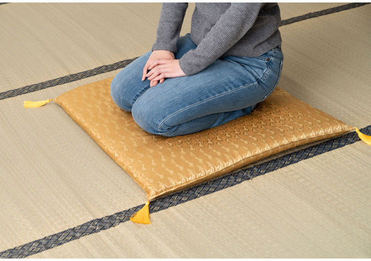 座布団 幅70×奥行70cm 正方形 大き目 大判座布団 ウレタン 完成品 リビング ダイニング 和室 畳 おしゃれ かわいい 軽量 持ち運び簡単(代引不可)