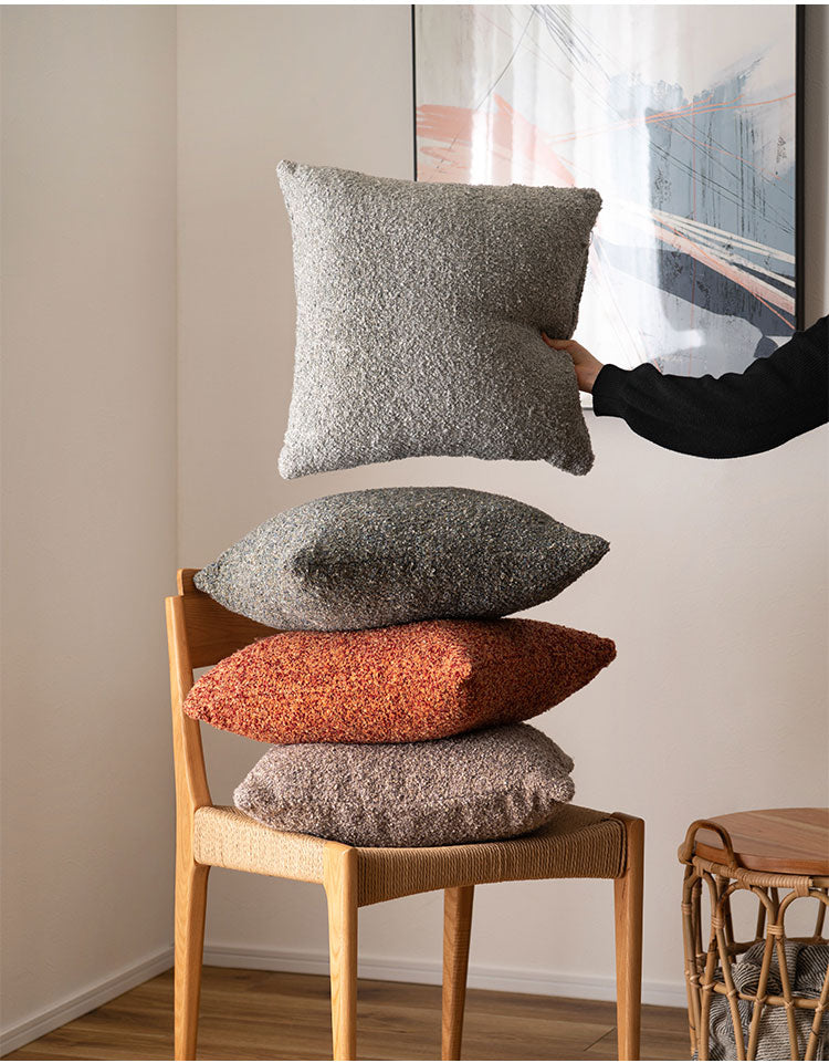 クッション おしゃれ 正方形 ソファ ブークレ生地 くすみカラー 無地 シンプル もこもこ 北欧 モダン 大きめ ベッド ブラウン グレー インテリア おしゃれ 新生活 一人暮らし(代引不可)