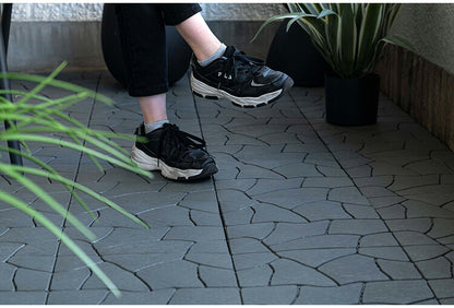 フロアパネル FLR-31 東谷 フロアパネル ジョイント DIY ポリプロピレン プラスチック 軽量 軽い 耐水 排水 人工石畳 デッキパネル ジョイントパネル 玄関 ベランダ バルコニー テラス 庭 ガーデン(代引不可)