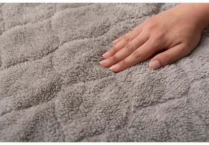 クッションブランケット ブランケット クッションブランケット クッション シンプル 北欧 おしゃれ 折りたたみ コンパクト 2WAY アウトドア キャンプ 防寒 布団 ボア キルティング ファスナー(代引不可)