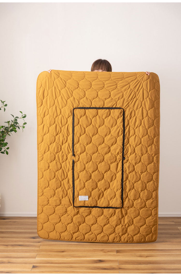 クッションブランケット ブランケット クッションブランケット クッション シンプル 北欧 おしゃれ 折りたたみ コンパクト 2WAY アウトドア キャンプ 防寒 布団 ボア キルティング ファスナー(代引不可)