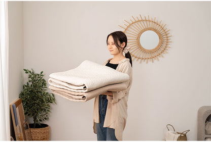 キルト ラグ マット ホワイト 白色 白 イブル コットン 綿 洗える 丸洗い おしゃれ くすみカラー 長方形 四角 韓国インテリア 北欧 北欧風 かわいい 洗濯 洗濯可 190×130 幅190cm キッズ ラグマット(代引不可)