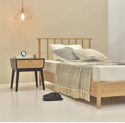 サイドテーブル ナイトテーブル おしゃれ 引き出し付き 収納 木製 コンパクト ベッドサイド ソファサイド モノクロ 韓国インテリア モダン エレガント 白 ホワイト 黒 ブラック 新生活(代引不可)