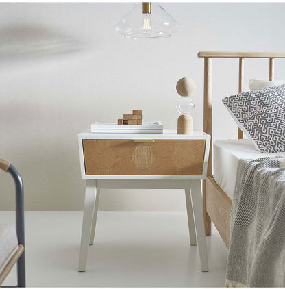 サイドテーブル ナイトテーブル おしゃれ 引き出し付き 収納 木製 コンパクト ベッドサイド ソファサイド モノクロ 韓国インテリア モダン エレガント 白 ホワイト 黒 ブラック 新生活(代引不可)