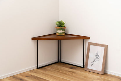 サイドテーブル ナイトテーブル ミニテーブル ソファーテーブル 高さ40cm 横幅50cm 奥行50cm 50×50 小さい 小さめ おしゃれ 木 木製 天然木 軽い 軽量 省スペース 安い 三角形(代引不可)