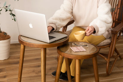 ラウンドガラステーブルS サイドテーブル テーブル ガラステーブル おしゃれ モダン シンプル ラタン 籐 リゾート アジアン ソファ 座椅子 ベッド コンパクト 木製 天然木 ガラス 軽い 軽量(代引不可)