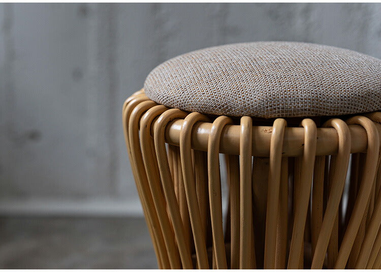 ラウンドスツール GUY-260 東谷 スツール ラタン 籐 円 丸 ラウンド サークル 天然ラタン リゾート 北欧 ナチュラル クッション 高さ40cm 直径30cm 幅30cm 鼓 個性的(代引不可)