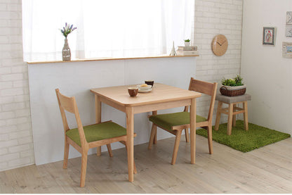 モタ ダイニングチェア チェア チェアー 椅子 イス おしゃれ 単品 完成品 木製 天然木 北欧 座面高 37cm 布地 ファブリック アームレス 肘なし 背もたれ ナチュラル シンプル(代引不可)