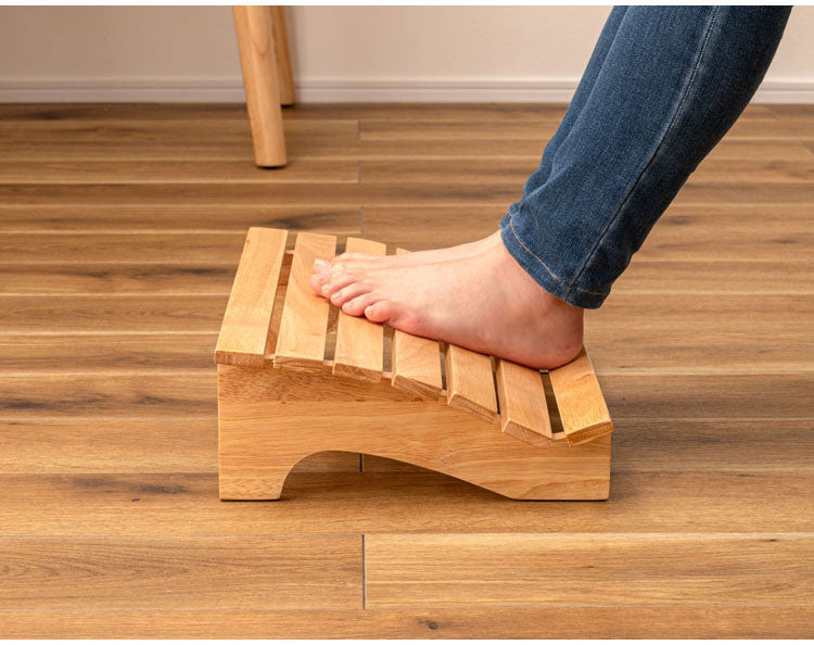 フットレスト 木製 Mサイズ 天然木 足置き オットマン リモートワーク 在宅ワーク リビング ダイニング おしゃれ 北欧 かわいい インテリア ステップ シンプル 軽量 足台 フット台(代引不可)