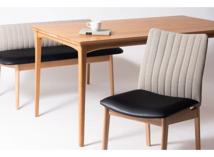 ダイニングチェア 日本製 天然木 木製 椅子 イス おしゃれ アームレス 肘なし ヴィンテージ 北欧 一人暮らし 新生活 木脚 合皮 レザー モダン 黒 ブラック ブラウン(代引不可)