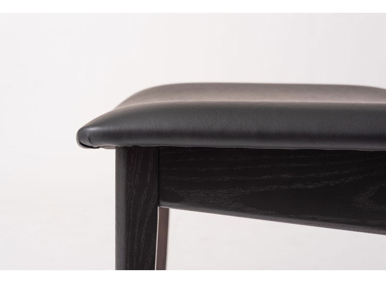 ダイニングチェア 日本製 天然木 木製 椅子 イス おしゃれ アームレス 肘なし ヴィンテージ 北欧 一人暮らし 新生活 木脚 合皮 レザー モダン 黒 ブラック ブラウン(代引不可)